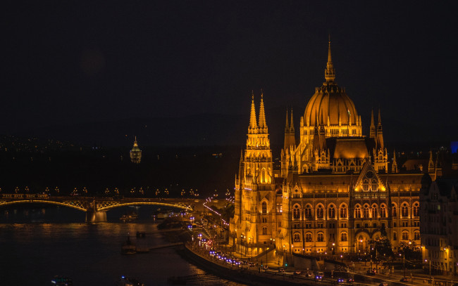 Обои картинки фото города, будапешт , венгрия, панорама, огни, вечер