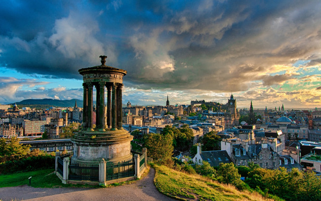 Обои картинки фото города, эдинбург, шотландия, calton, hill, великобритания, dugald, stewart, monument, edinburgh, scotland, панорама