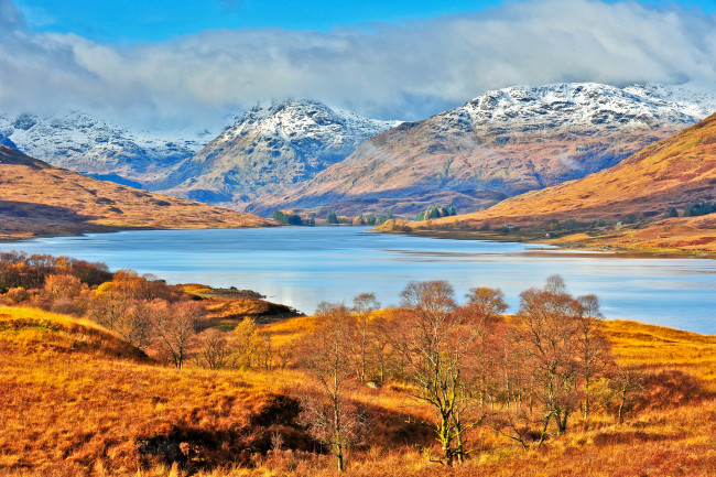 Обои картинки фото природа, горы, шотландия, озеро, осень
