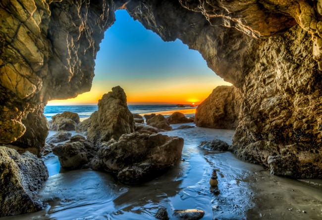 Обои картинки фото природа, восходы, закаты, арка, скалы, пляж, океан, солнце