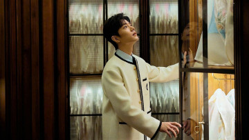 Картинка мужчины xiao+zhan актер кардиган дверь