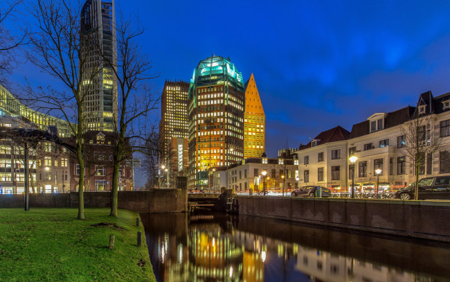 Обои картинки фото города, гаага , нидерланды, канал, вечер, огни, дома