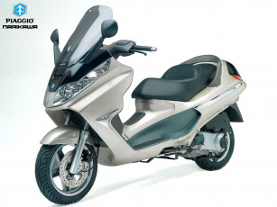 Картинка x8 мотоциклы piaggio