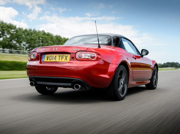 Обои картинки фото автомобили, mazda, mx-5, красный, 25th, anniversary, 2014г, nc3, uk-spec