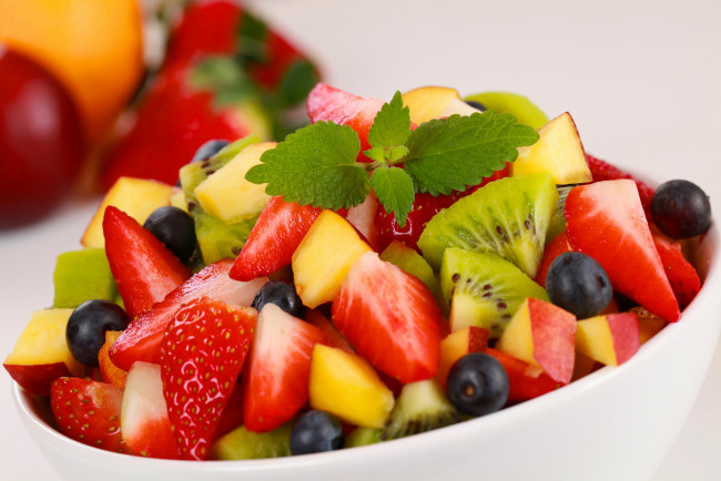 Обои картинки фото еда, мороженое,  десерты, ягоды, фрукты, фруктовый, салат