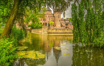 Картинка de+haar+castle города замки+нидерландов парк пруд замок