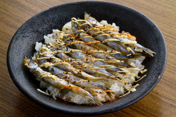 Картинка еда рыбные+блюда +с+морепродуктами рис рыба специи