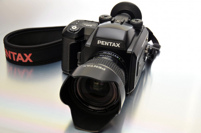 Обои картинки фото бренды, pentax, фотокамера