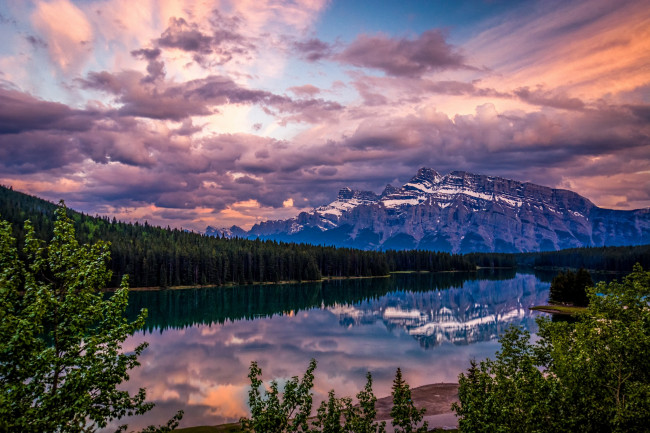 Обои картинки фото природа, реки, озера, канада, отражение, закат, бнаф, озеро, гора