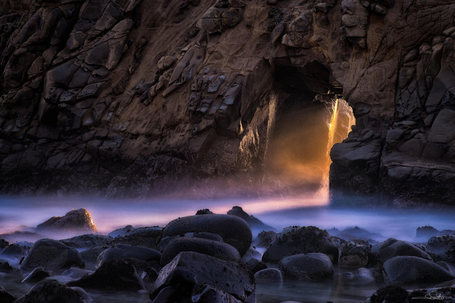 Обои картинки фото природа, побережье, скала, sunset, pacific, big, sur, california, камни, океан, pfeiffer, beach