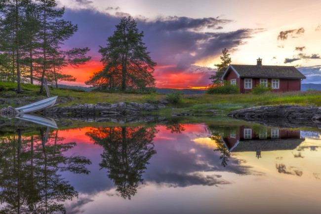 Обои картинки фото природа, реки, озера, озеро, норвегия, отражение, дом, закат, рингерике, norway, деревья, лодка, ringerike