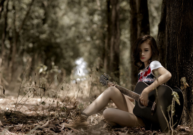 Обои картинки фото музыка, - другое, гитара, девушка, трава