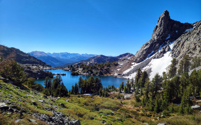 Обои картинки фото minaret lake, california, природа, реки, озера, minaret, lake