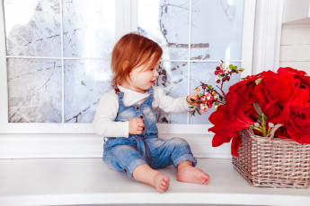 Картинка разное дети девочка рыжая корзина цветы