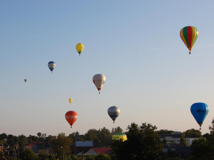 Картинка воздушные шары над резекне латвия авиация