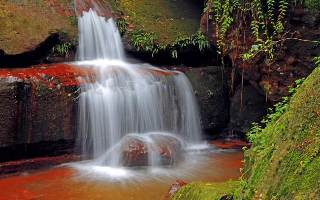 Обои картинки фото природа, водопады, камни, мох, ручей