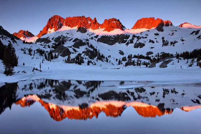 Обои картинки фото природа, горы, снег, озеро, закат, небо
