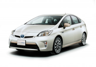 Картинка автомобили toyota phv s maikode светлый 2014г zvw35 prius selection touring