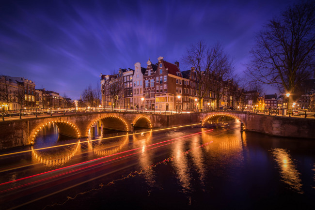 Обои картинки фото города, - мосты, нидерланды, амстердам, мост, огни, канал, деревья, дома