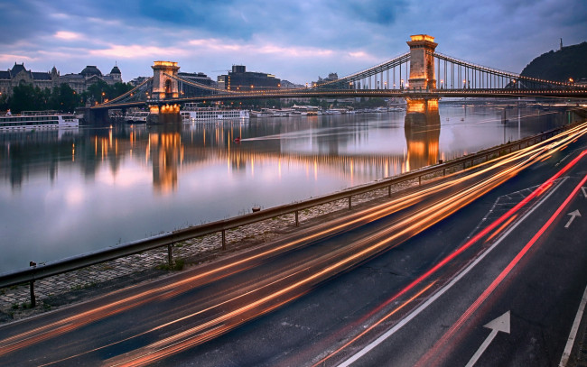 Обои картинки фото города, будапешт , венгрия, река, дунай, панорама, мост, вечер, огни