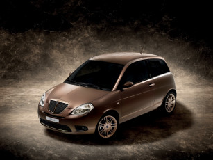 Картинка 2008 lancia ypsilon versus автомобили