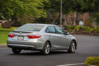 Картинка автомобили toyota светлый se camry 2015г