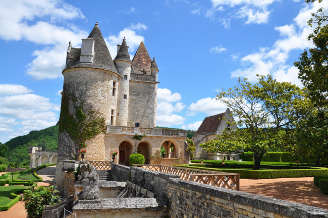 Обои картинки фото chateau, des, milandes, франция, города, дворцы, замки, крепости, замок, деревья, дорога