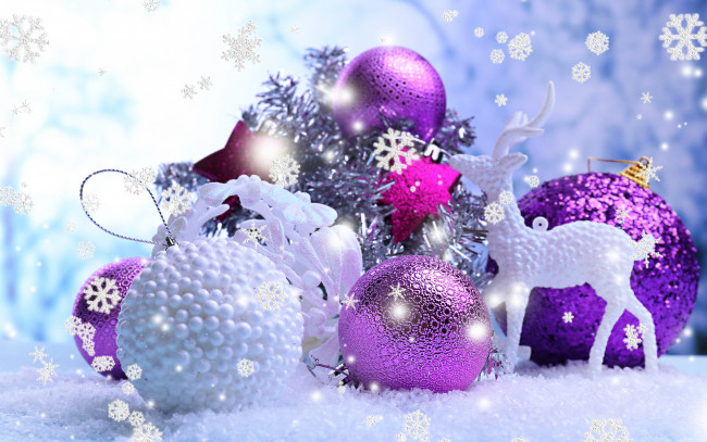 Обои картинки фото праздничные, украшения, снежинки, шарики, олень, игрушки