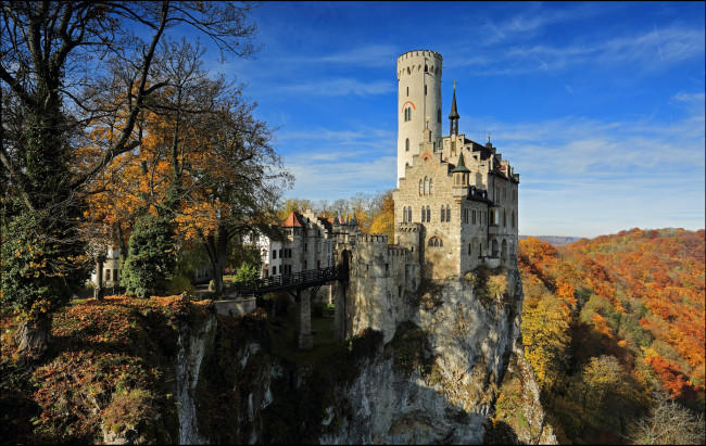 Обои картинки фото schloss lichtenstein, города, замки германии, башня, цитадель