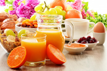 Картинка еда разное сок хлопья варенье яйцо апельсины виноград завтрак