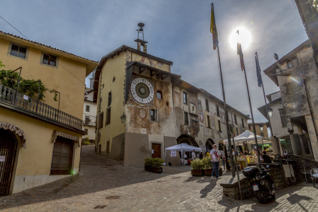 Обои картинки фото clusone, bergamo, italy, города, - улицы,  площади,  набережные