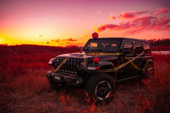 Картинка автомобили jeep хэллоуин