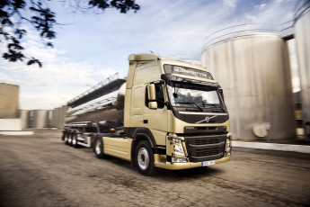 Картинка volvo автомобили trucks легковые грузовые швеция aktiebolaget