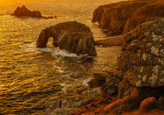 Картинка природа побережье берег арка скалы море