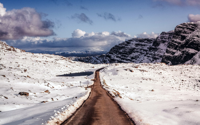 Обои картинки фото природа, дороги, дорога, облака, горы, снег