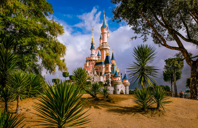 Обои картинки фото disneyland paris, города, диснейленд, простор