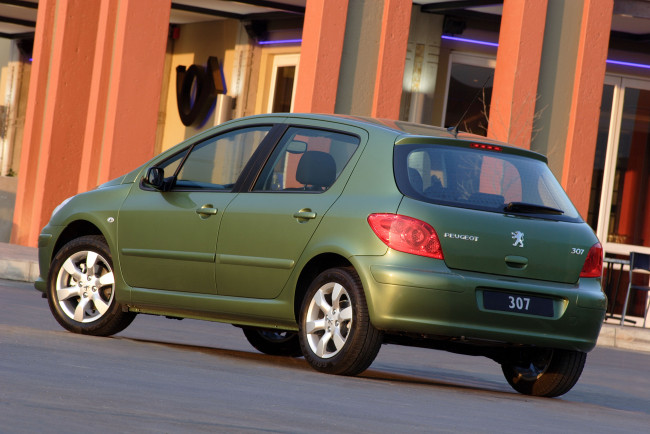 Обои картинки фото автомобили, peugeot, za-spec, 5-door, 307, зеленый
