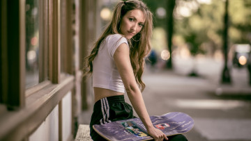 Картинка девушки -+блондинки +светловолосые скейтборд