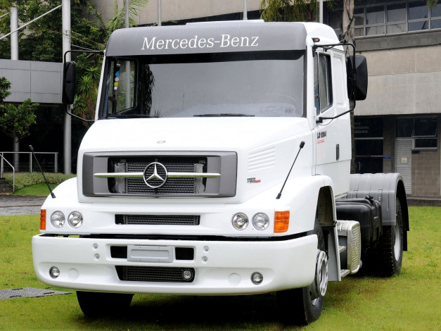 Обои картинки фото автомобили, mercedes, trucks