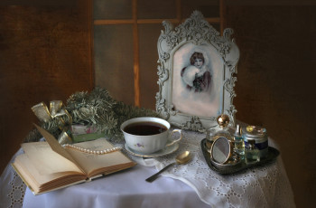 обоя еда, натюрморт, ожерелье, фото, книга, чашка, чай
