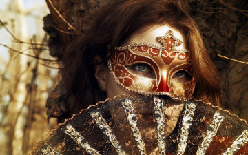 Картинка разное маски +карнавальные+костюмы веер девушка маскарад