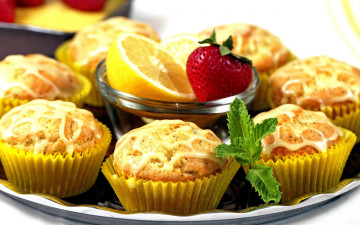 Картинка еда пирожные +кексы +печенье клубника лимон кексы