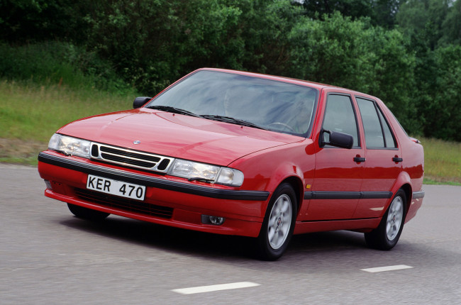 Обои картинки фото saab 9000 cse anniversary edition 1996, автомобили, saab, 9000, edition, 1996, anniversary, cse