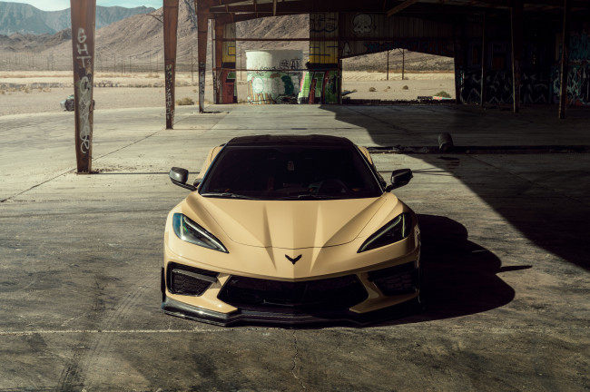 Обои картинки фото 2023 corvette c8 sand vossen gabes, автомобили, corvette, c8, sand, vossen, gabes, корветт, тюнинг