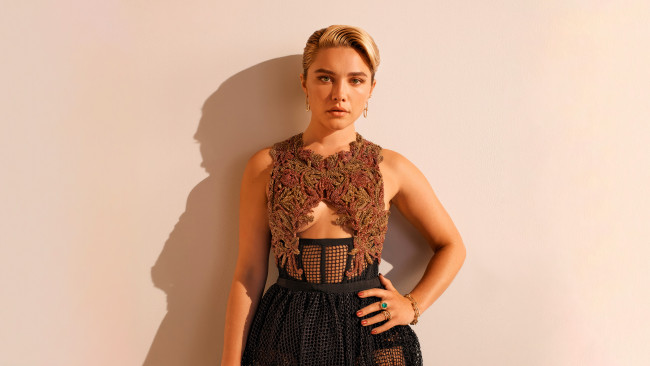 Обои картинки фото девушки, florence pugh, блондинка, платье