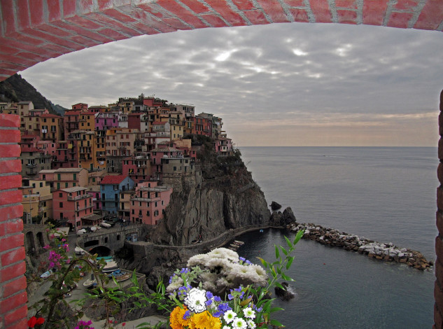 Обои картинки фото города, амальфийское, лигурийское, побережье, италия, море, панорама, город, цветы