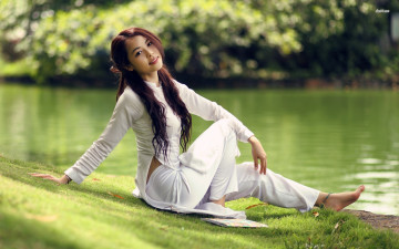 Картинка девушки -unsort+ азиатки девушка настроение лето азиатка вода пруд берег