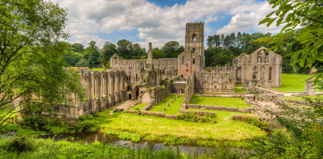 Обои картинки фото fountains abbey, города, - католические соборы,  костелы,  аббатства, река, лес