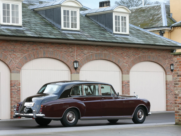Обои картинки фото rolls-royce phantom vi 1968, автомобили, rolls-royce, 1968, vi, phantom
