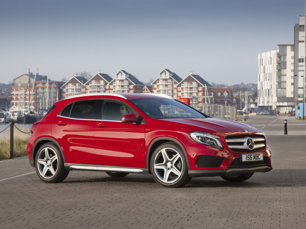 Обои картинки фото автомобили, mercedes-benz, gla, sport, amg, 4matic, 250, x156, uk-spec, package, красный, 2014